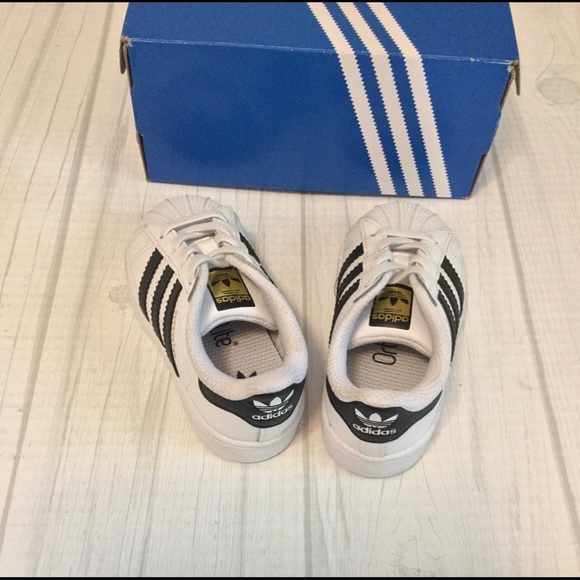 Adidas Superstar - Picture 4 of 6